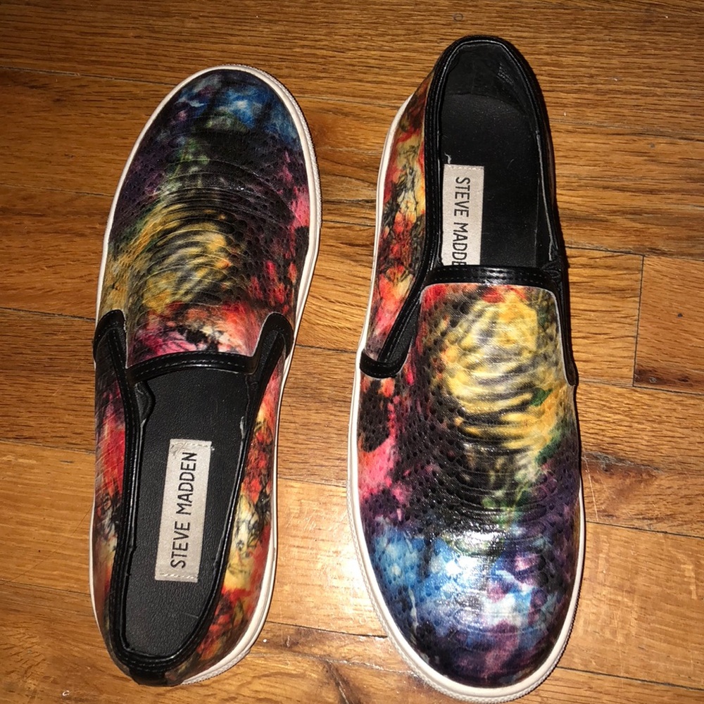 Beautiful colorful Steve Madden slip ons